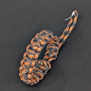 Bracelet cordage - 84