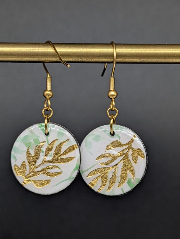 Boucles d'oreilles Livia - Feuillage doré (avec défaut) – Image 3