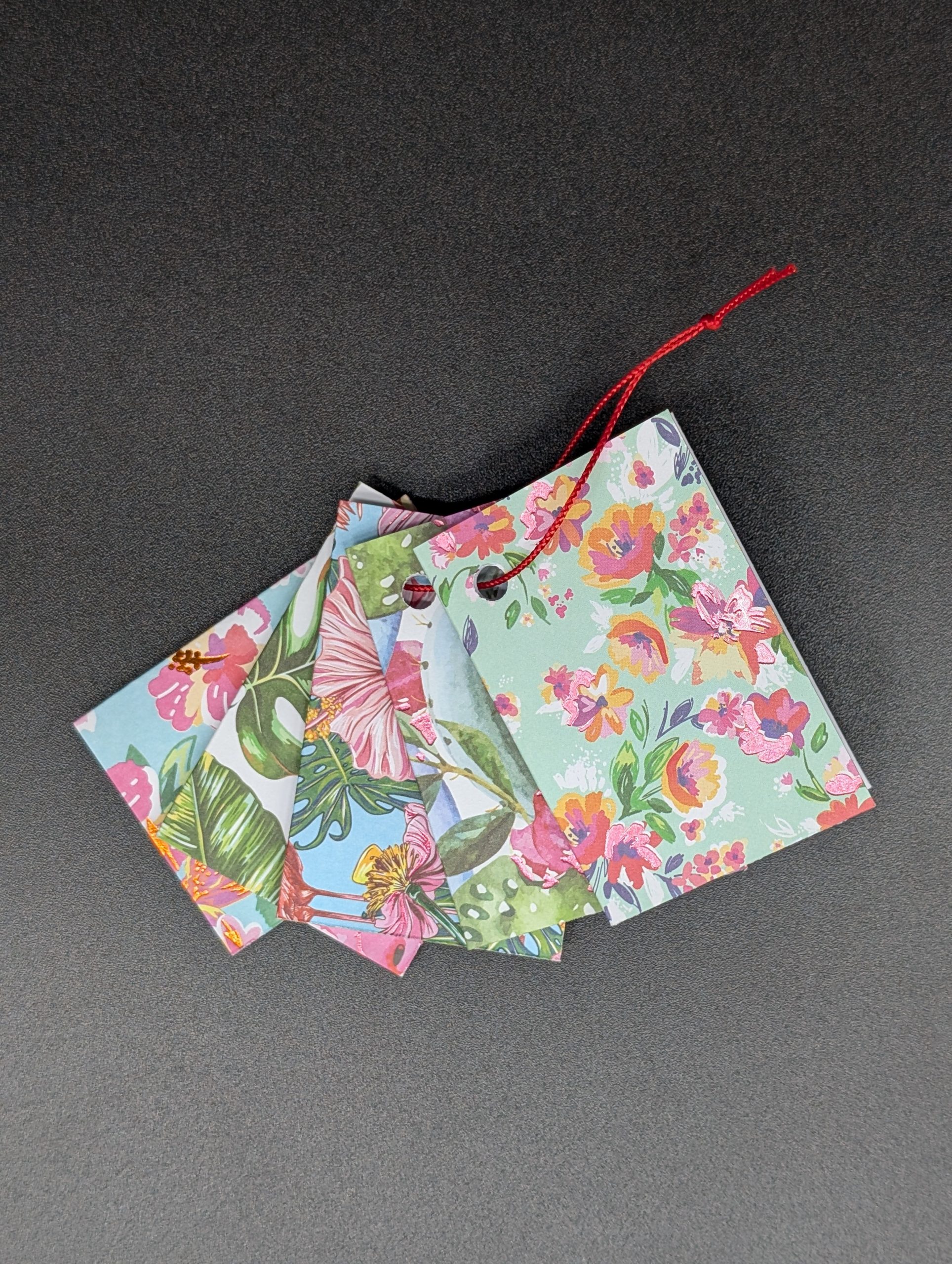 Lot de 5 étiquettes cadeau - Vacances fleuries