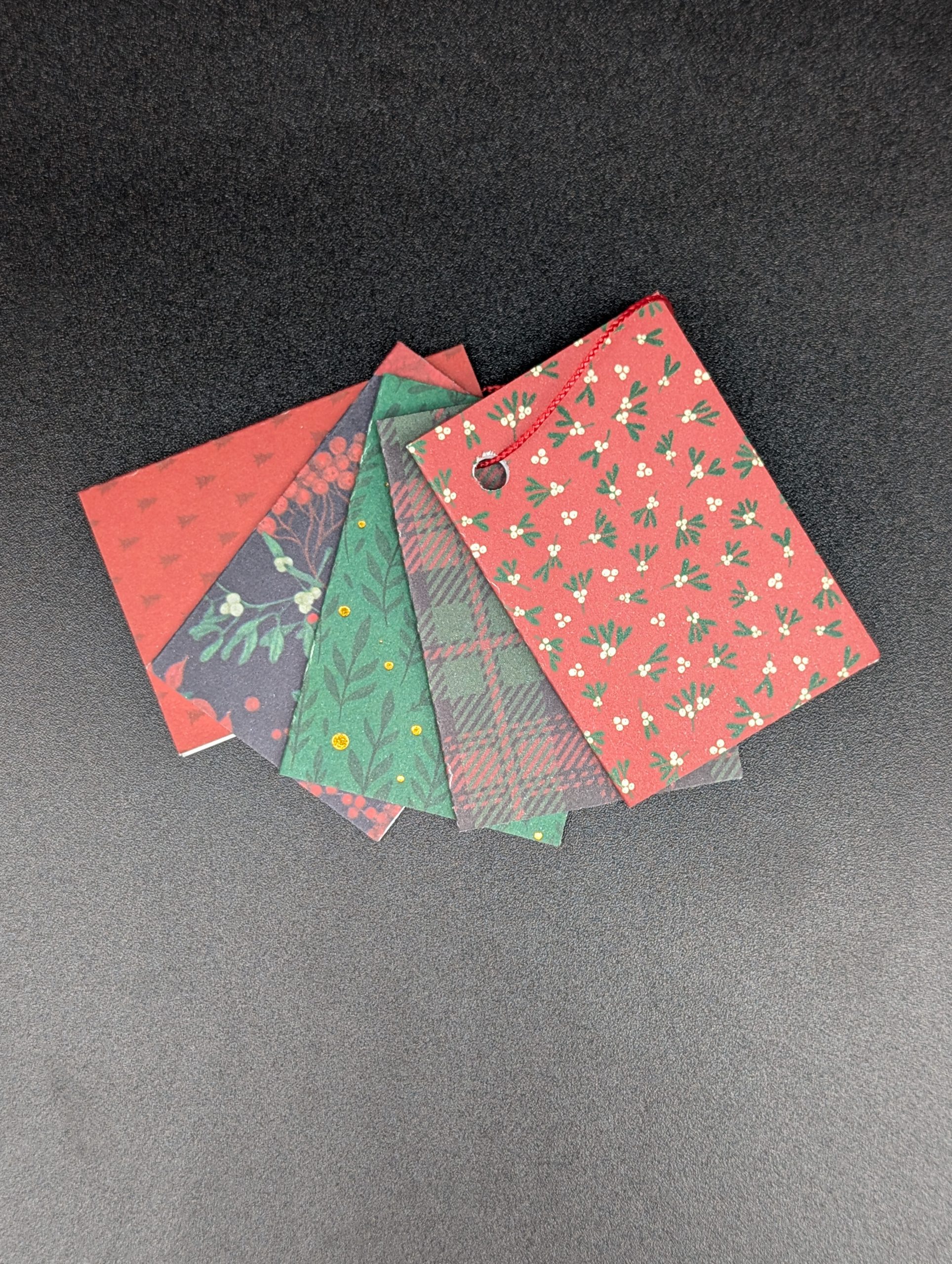 Lot de 5 étiquettes cadeau - Noël classique