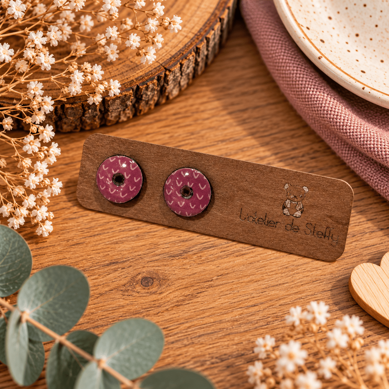 Boucles d'oreilles Néa Envolée prune en papier résiné